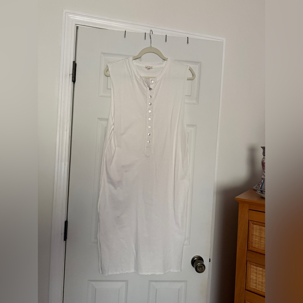 POL White Sleeveless Top